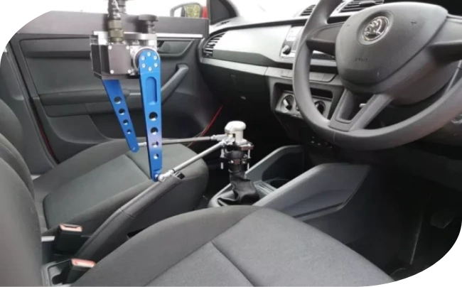 Gear changing robot transmission automation